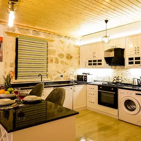 Villa Su Yolu Kaş